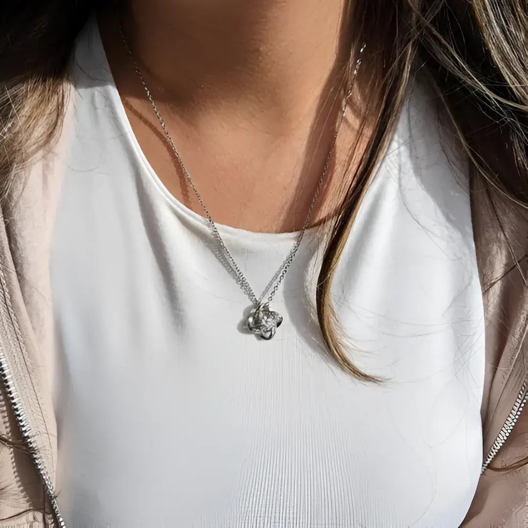 Rosa Artesanal Amor Infinito + Colgante 18K + Detalle Único · LoveEternal™